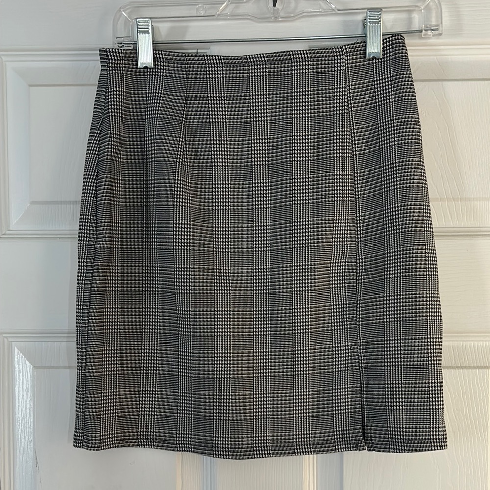 Windsor skirt.